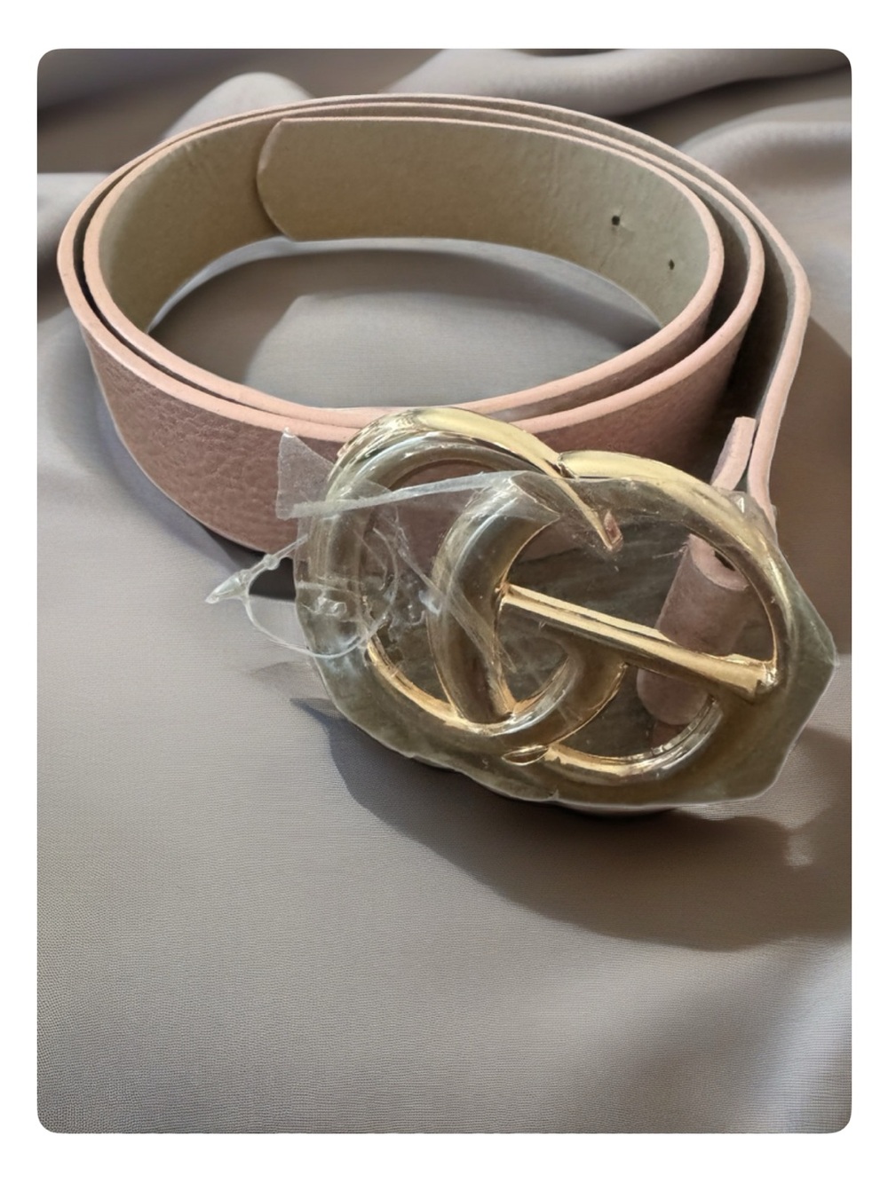 Soft Pink Leather Belt with Gold Interlocking Buckle